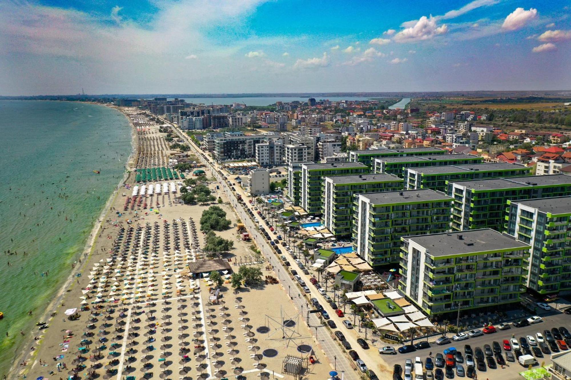 Aquamarine - Pool & Spa Beach Resort Navodari Bagian luar foto